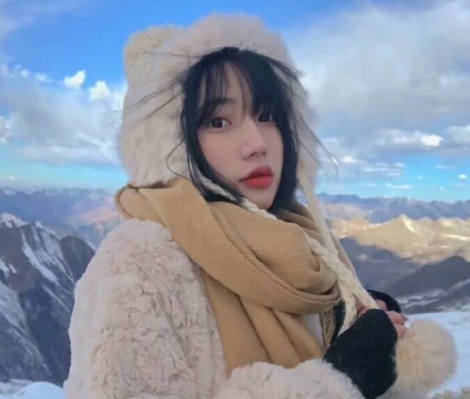 清明节喝茶叶说说_**雨天捧一壶茶，静